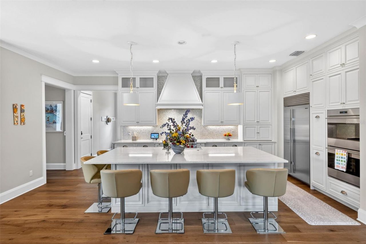 1936 Coffee Pot Boulevard Ne, Saint Petersburg, FL 33704 Photo