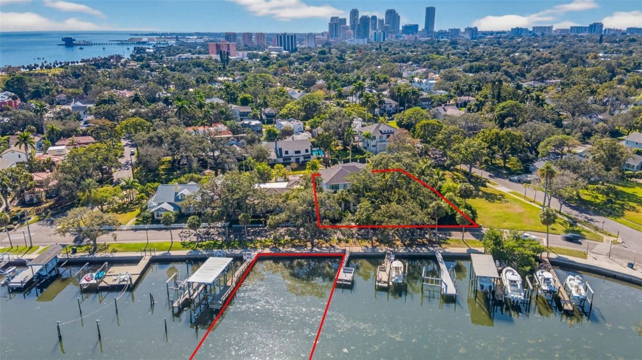 1936 Coffee Pot Boulevard Ne, Saint Petersburg, FL 33704 Photo