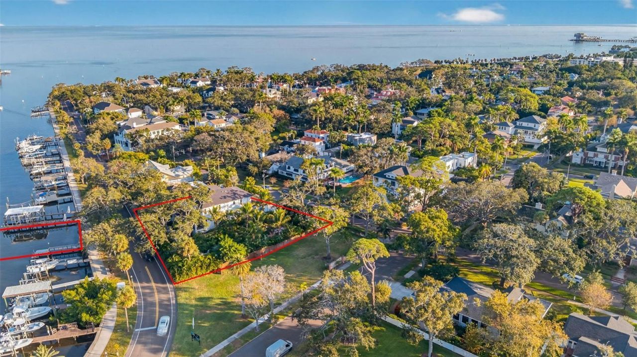 1936 Coffee Pot Boulevard Ne, Saint Petersburg, FL 33704 Photo