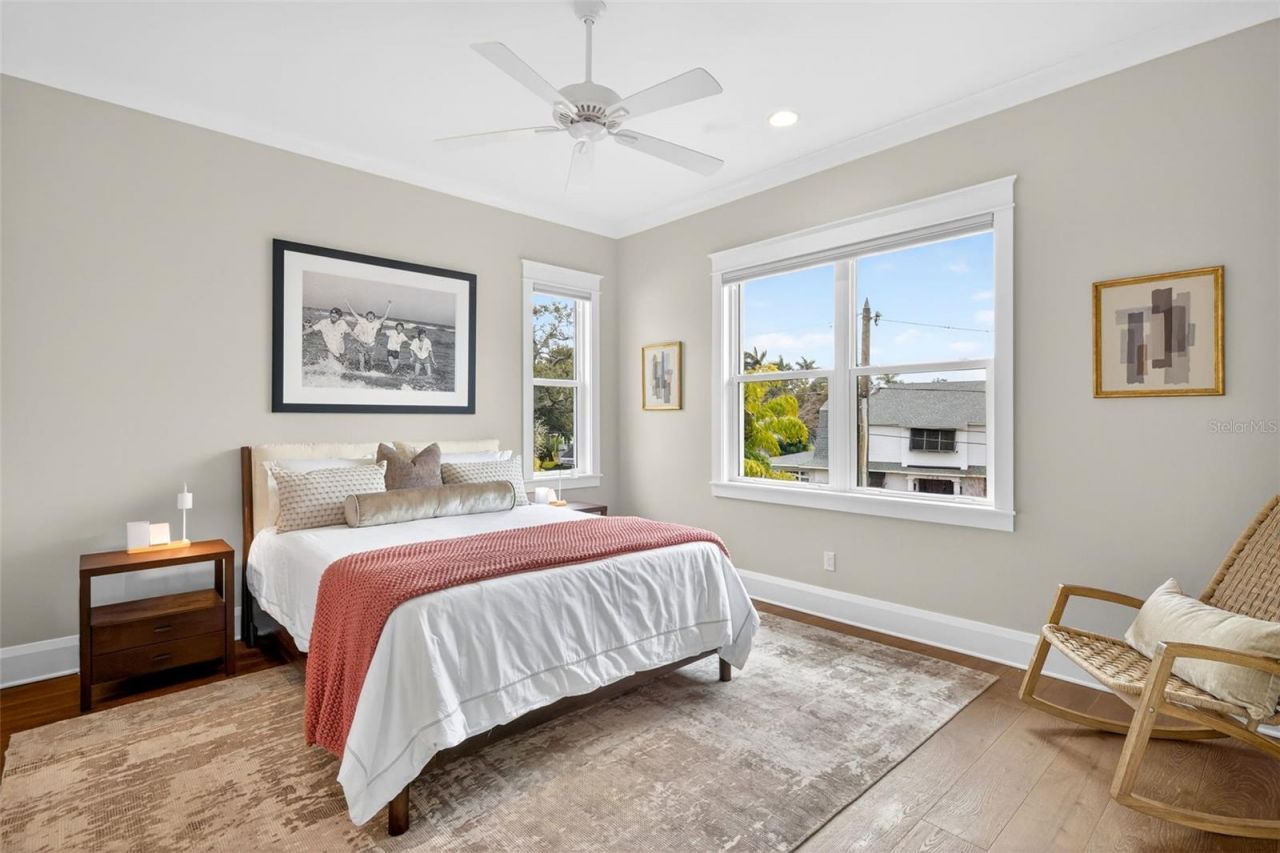 1936 Coffee Pot Boulevard Ne, Saint Petersburg, FL 33704 Photo