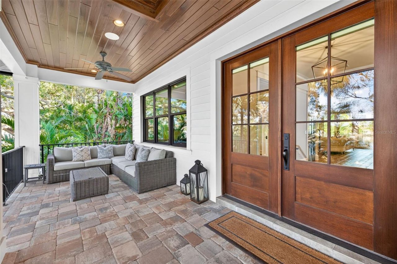 1936 Coffee Pot Boulevard Ne, Saint Petersburg, FL 33704 Photo