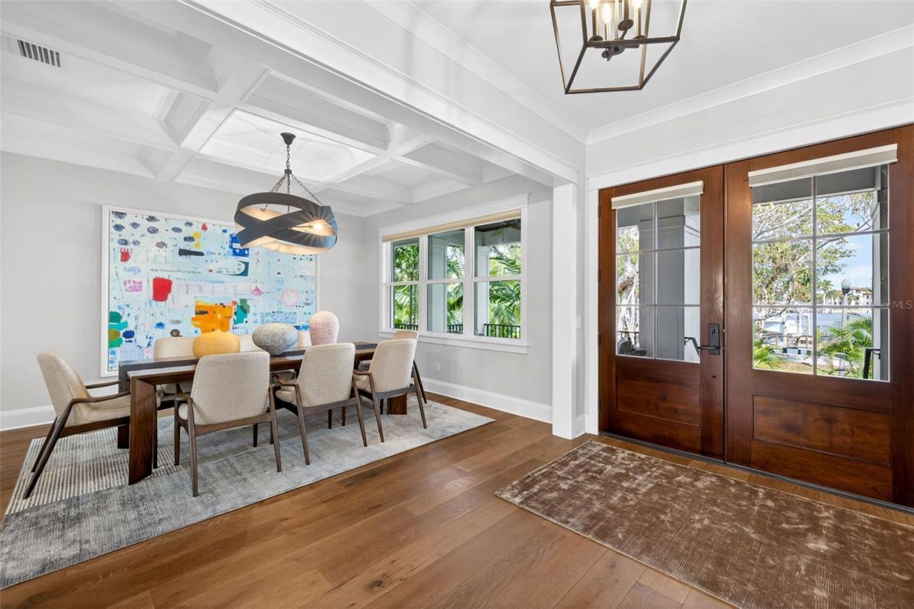 1936 Coffee Pot Boulevard Ne, Saint Petersburg, FL 33704 Photo