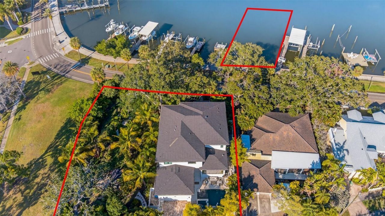 1936 Coffee Pot Boulevard Ne, Saint Petersburg, FL 33704 Photo