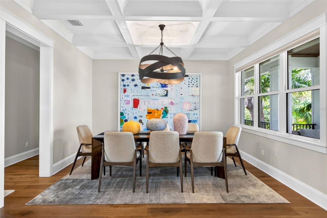 1936 Coffee Pot Boulevard Ne, Saint Petersburg, FL 33704 Photo