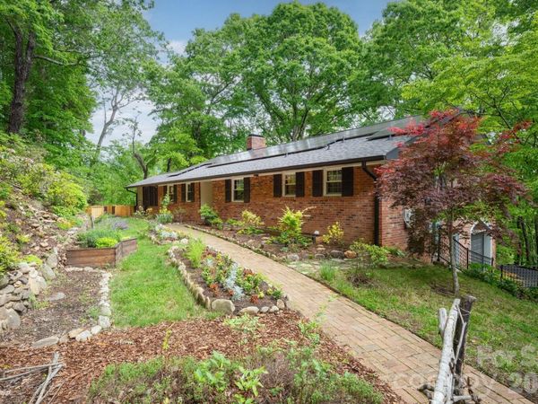 200 Allen Mountain Drive, Black Mountain, NC 28711