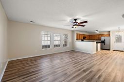 2062 Clipstone Drive photo 4