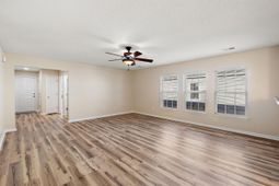 2062 Clipstone Drive photo 4