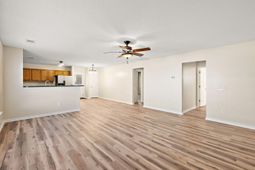 2062 Clipstone Drive photo 4