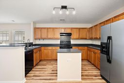 2062 Clipstone Drive photo 4