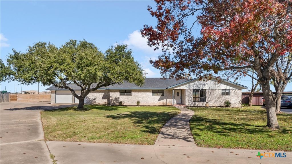 312 Evergreen Street, Burnet, TX 78611 Main Photo