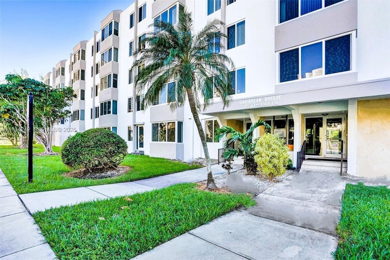 250 180th Dr, Unit 155, Sunny Isles Beach, FL 33160 Photo