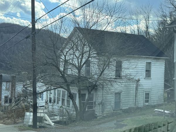 73 Oakford Ave, Richwood, WV 26261
