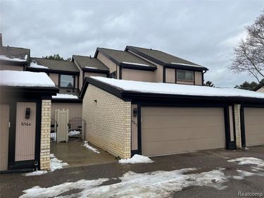 6362 RICHARD Run, West Bloomfield Twp, MI 48322