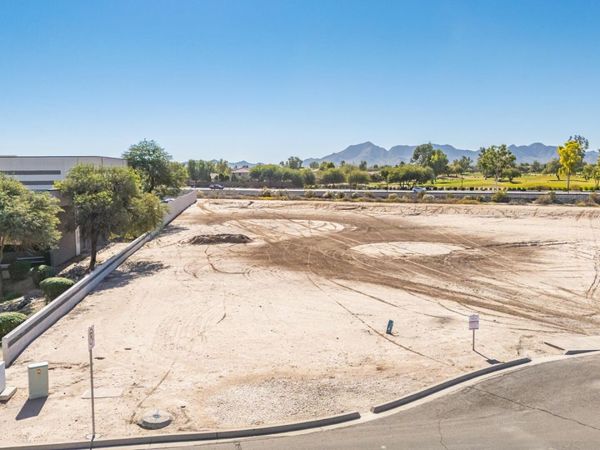 21755 E MCCOWAN Lane, Unit 11, Queen Creek, AZ 85142