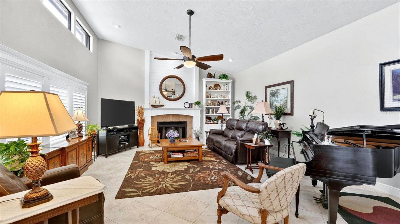 1100 S Riverside Drive, Edgewater, FL 32132 Photo