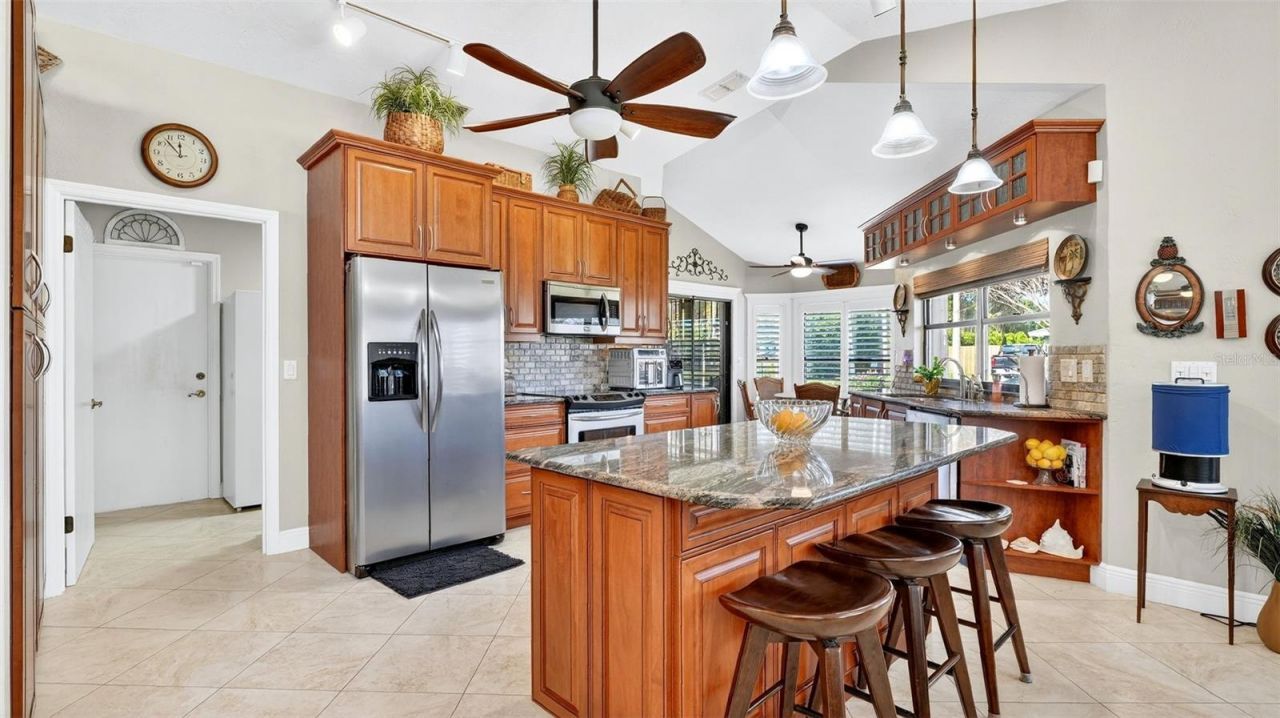 1100 S Riverside Drive, Edgewater, FL 32132 Photo