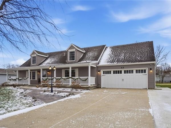 135 Concord Farm Road, Englewood, OH 45322