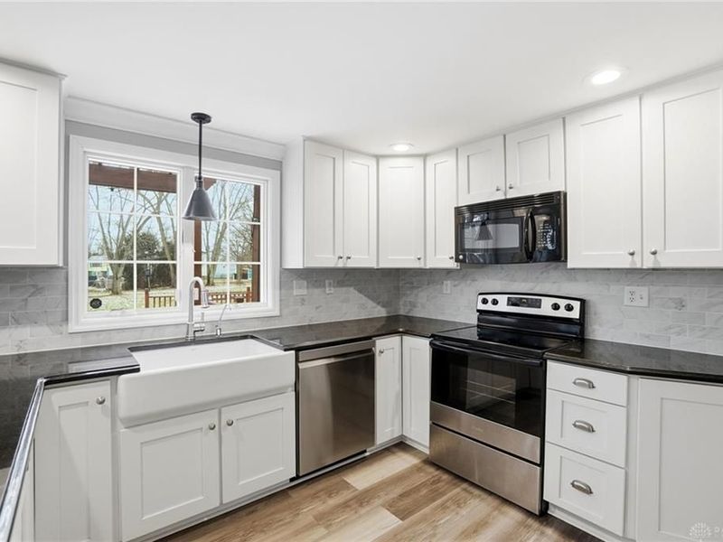 135 Concord Farm Road, Englewood, OH 45322 Photo 18