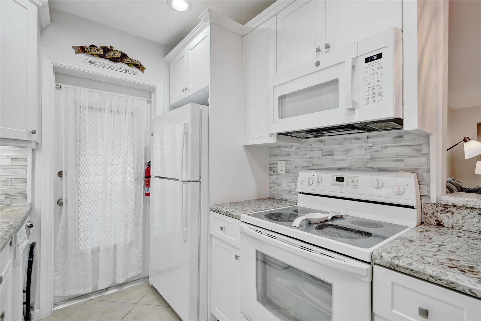 935 SE 9th Avenue, Unit 16, Pompano Beach, FL 33060 Photo