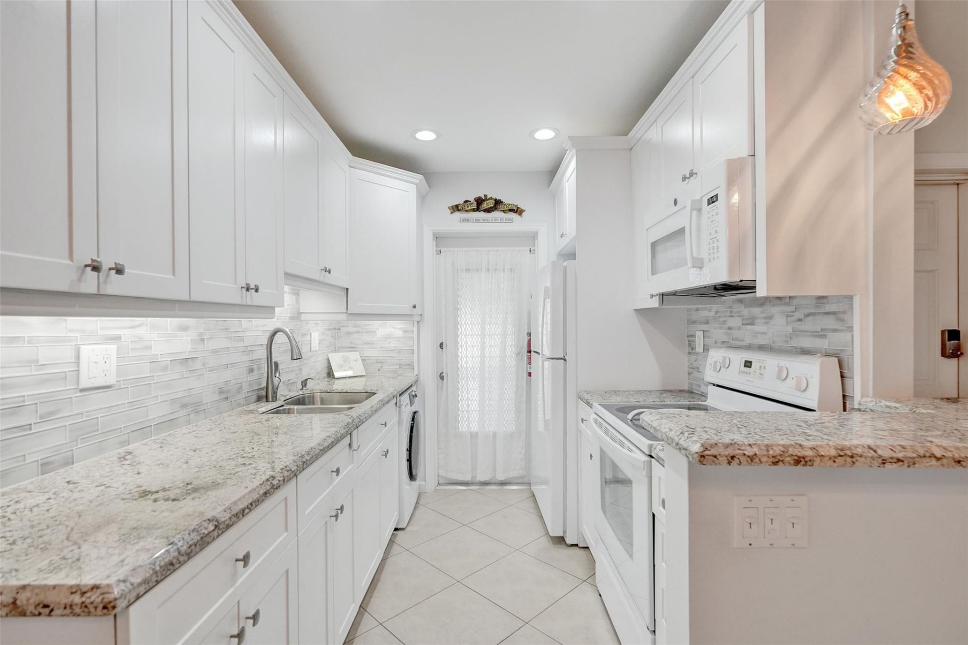 935 SE 9th Avenue, Unit 16, Pompano Beach, FL 33060 Photo