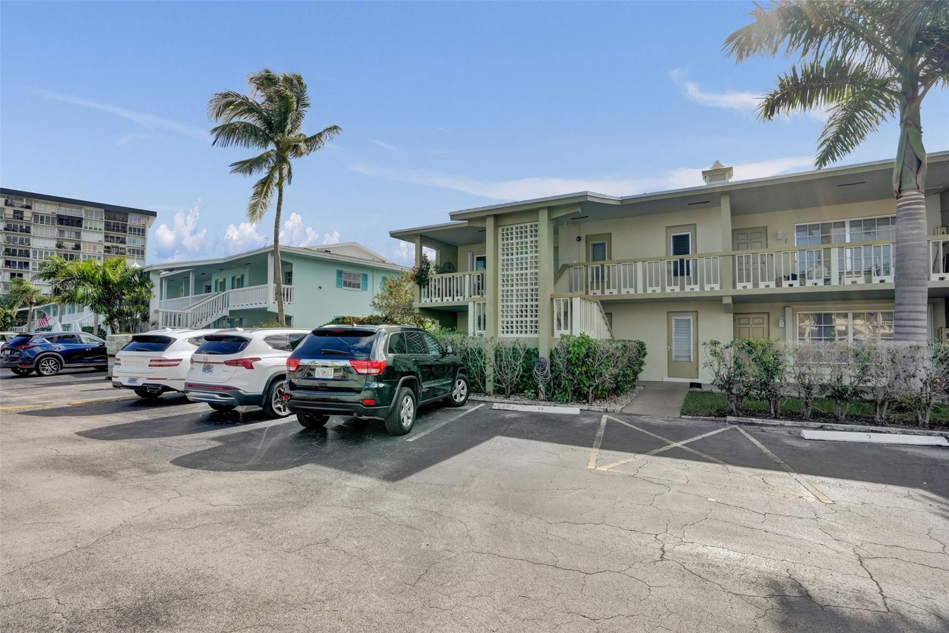 935 SE 9th Avenue, Unit 16, Pompano Beach, FL 33060 Photo