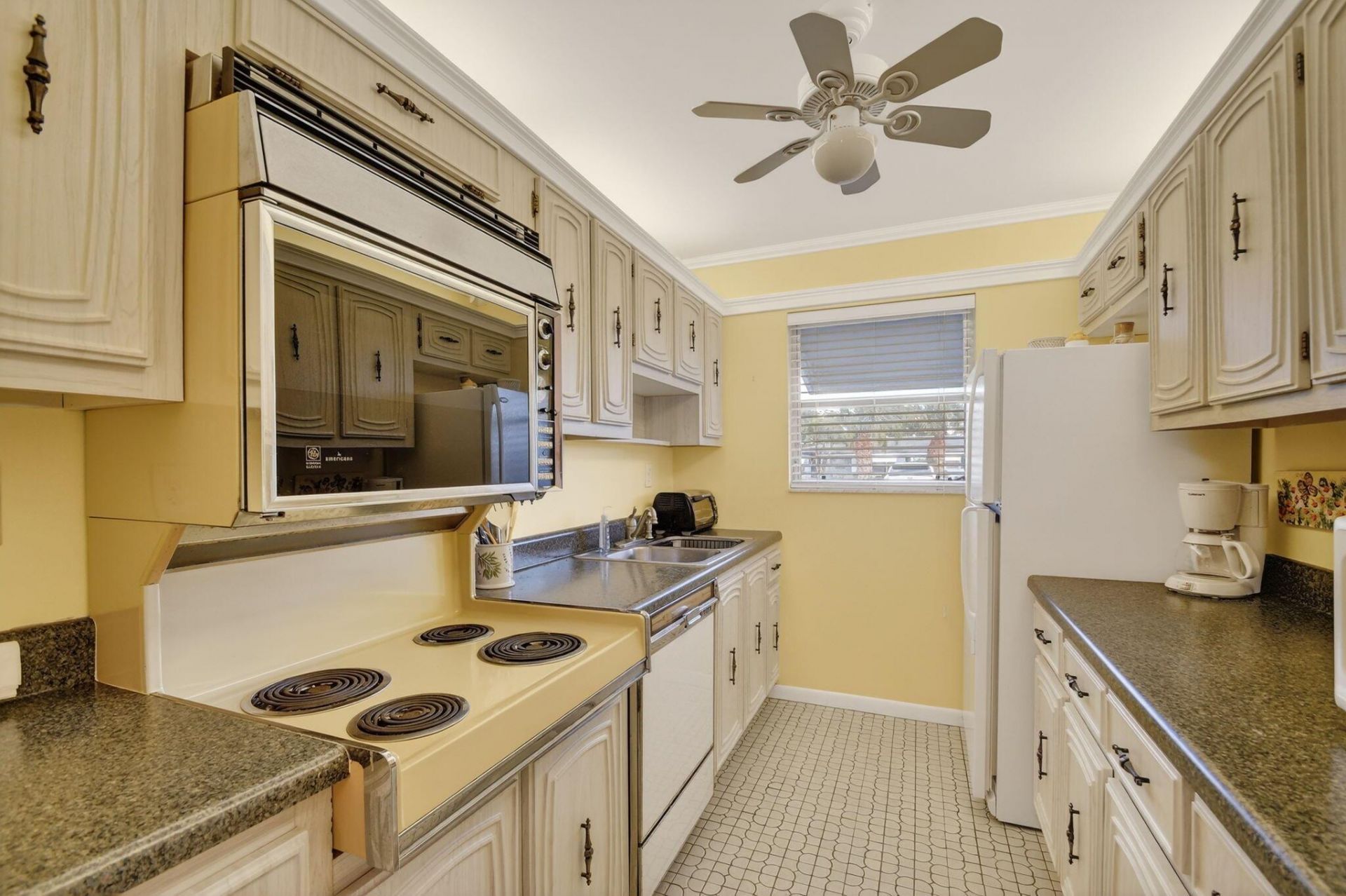 615 High Point Drive, Unit C, Delray Beach, FL 33445 Photo