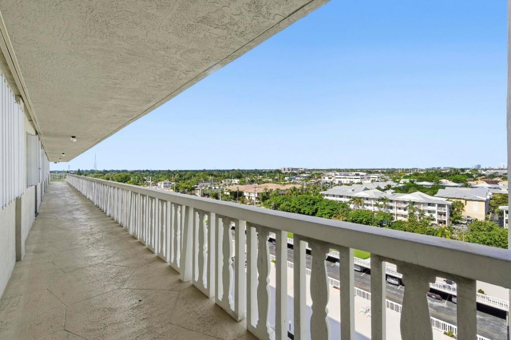 801 Lake Shore Drive, Unit 817, Lake Park, FL 33403 Photo