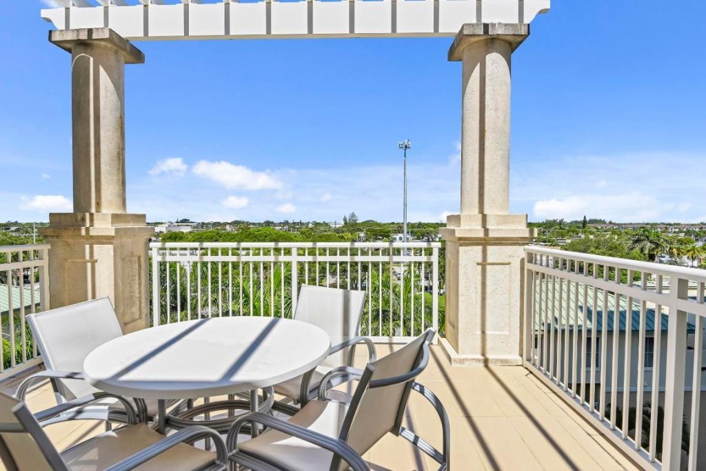 350 N Federal Highway, Unit 1208, Boynton Beach, FL 33435 Photo