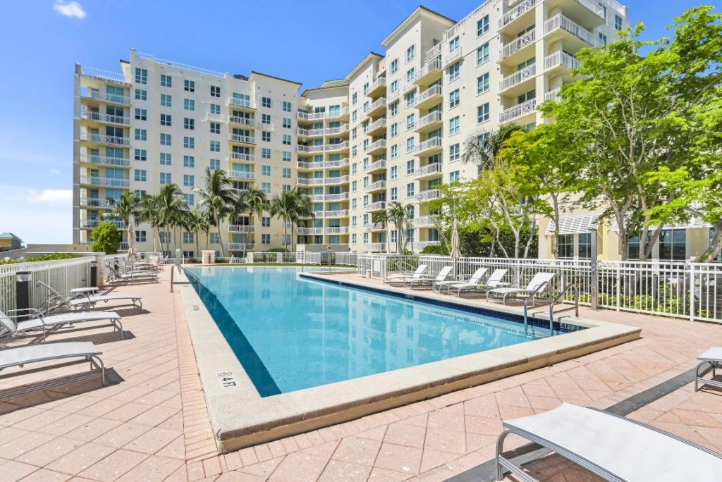 350 N Federal Highway, Unit 1208, Boynton Beach, FL 33435 Photo