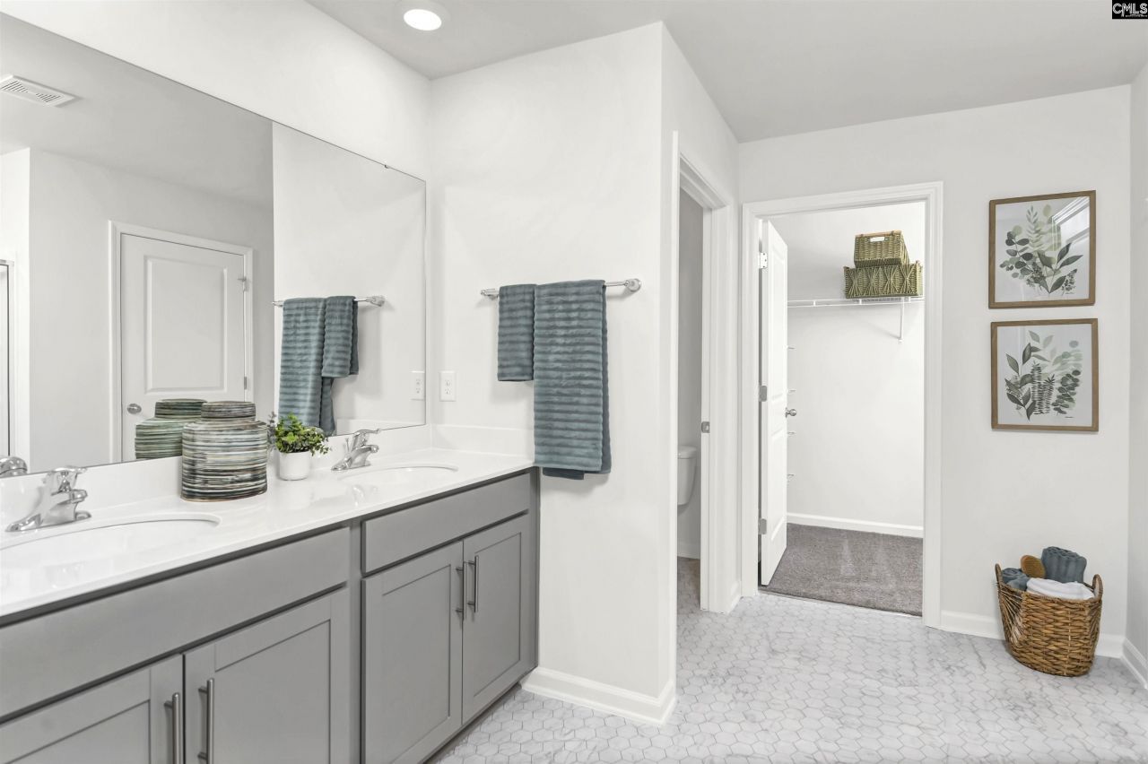 627 Glacier Road Photo 38