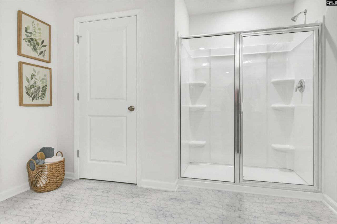 627 Glacier Road Photo 39