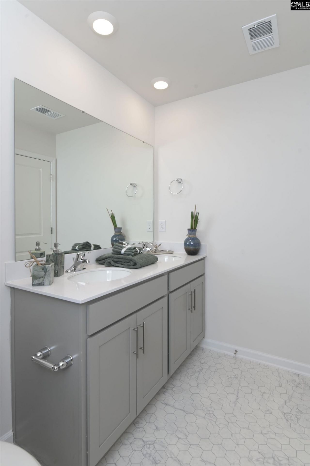 627 Glacier Road Photo 44