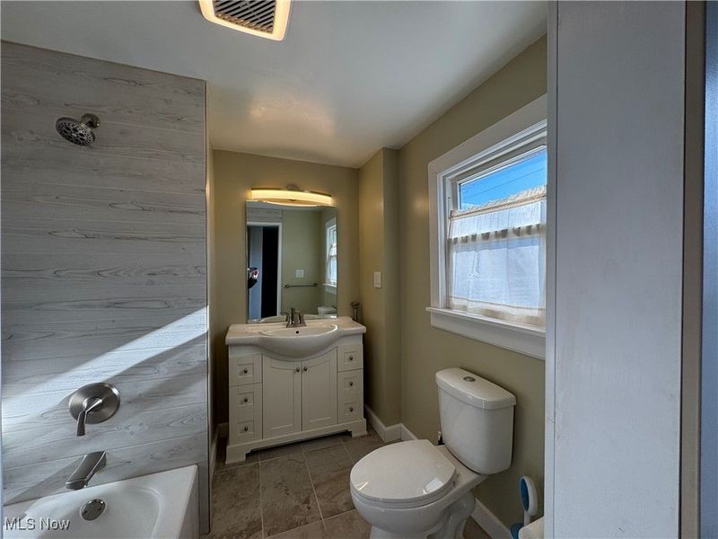 642 Marguerite Avenue, Cuyahoga Falls, OH 44221 Photo 6
