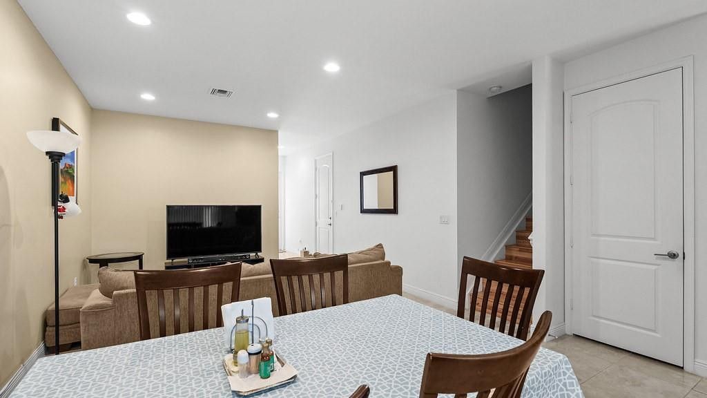 6989 Pines Circle, Coconut Creek, FL 33073 Photo