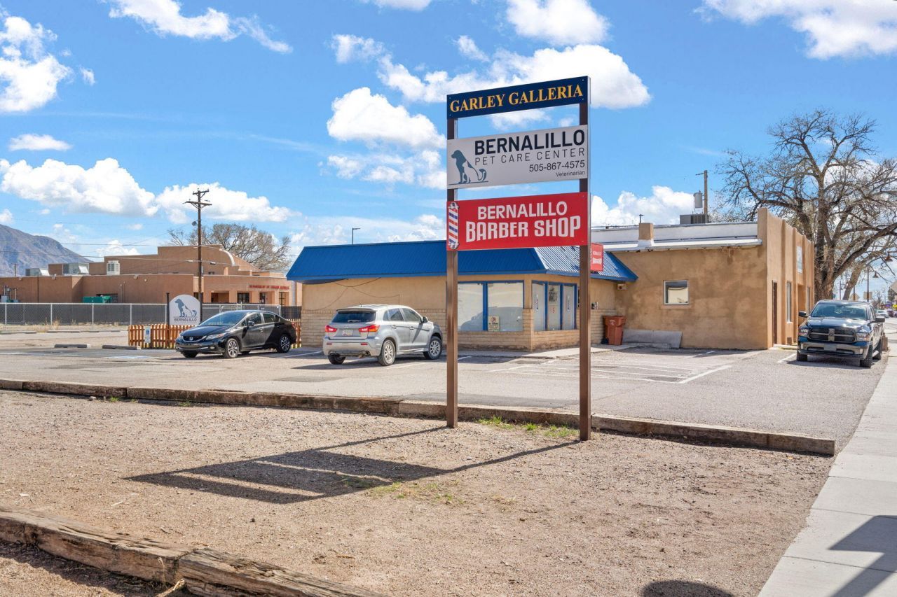 812 Camino Del Pueblo, Bernalillo, NM 87004 Main Photo