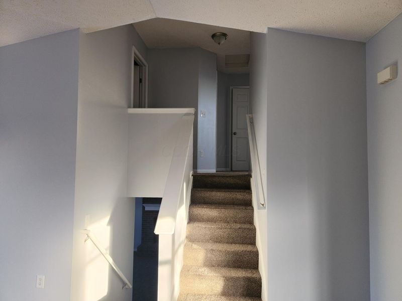 444 Voyager Drive, Groveport, OH 43125 Photo 11