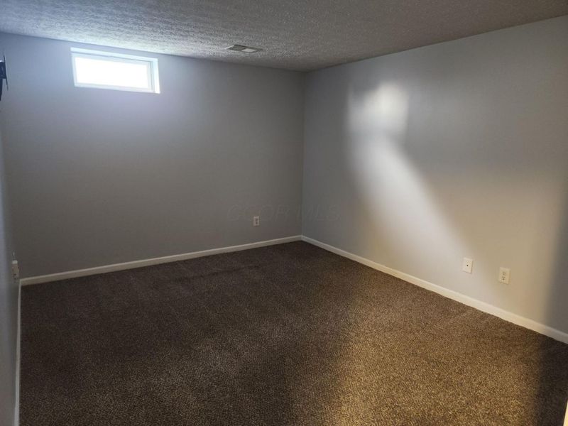 444 Voyager Drive, Groveport, OH 43125 Photo 12