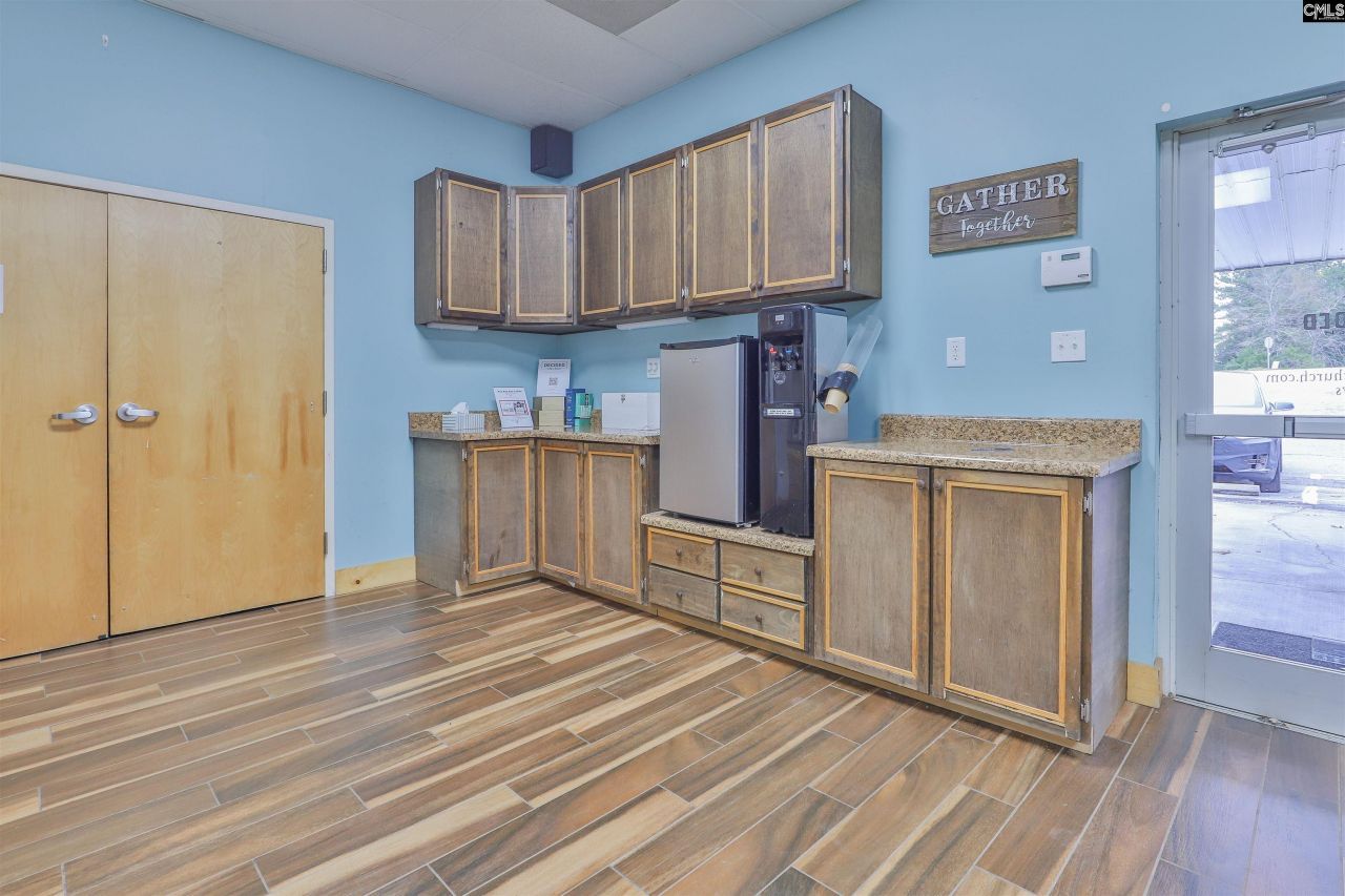 2101 Kennerly Road Photo 11