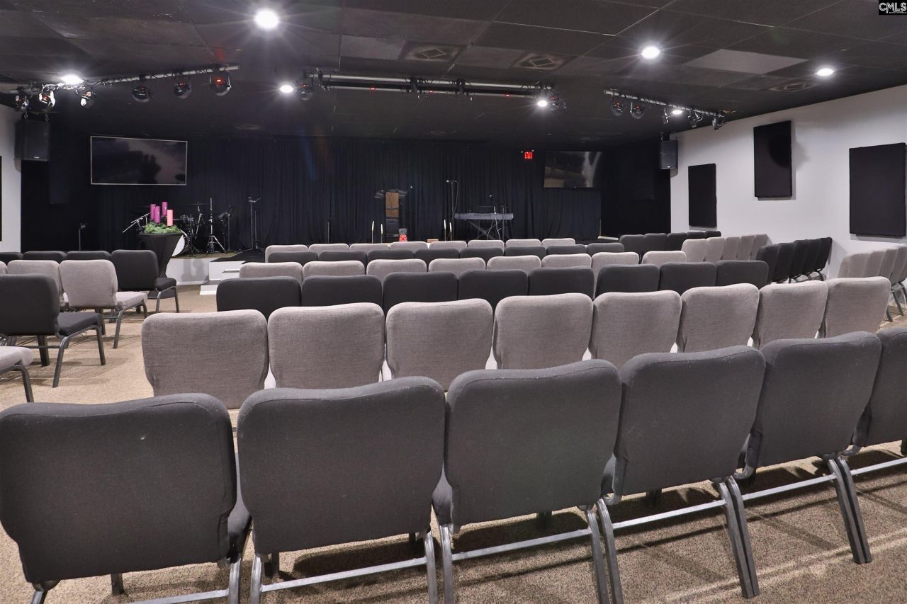 2101 Kennerly Road Photo 7