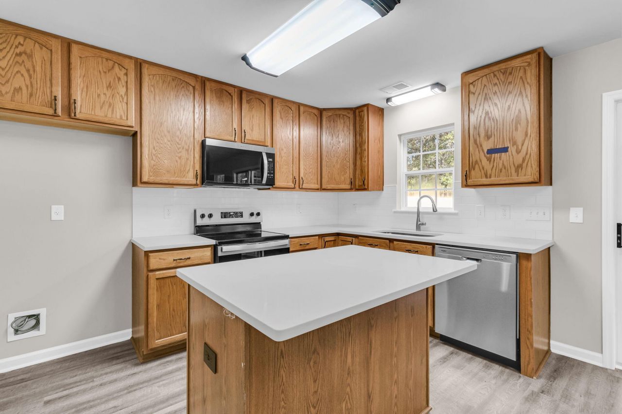 203 Towering Pine Drive Photo 11