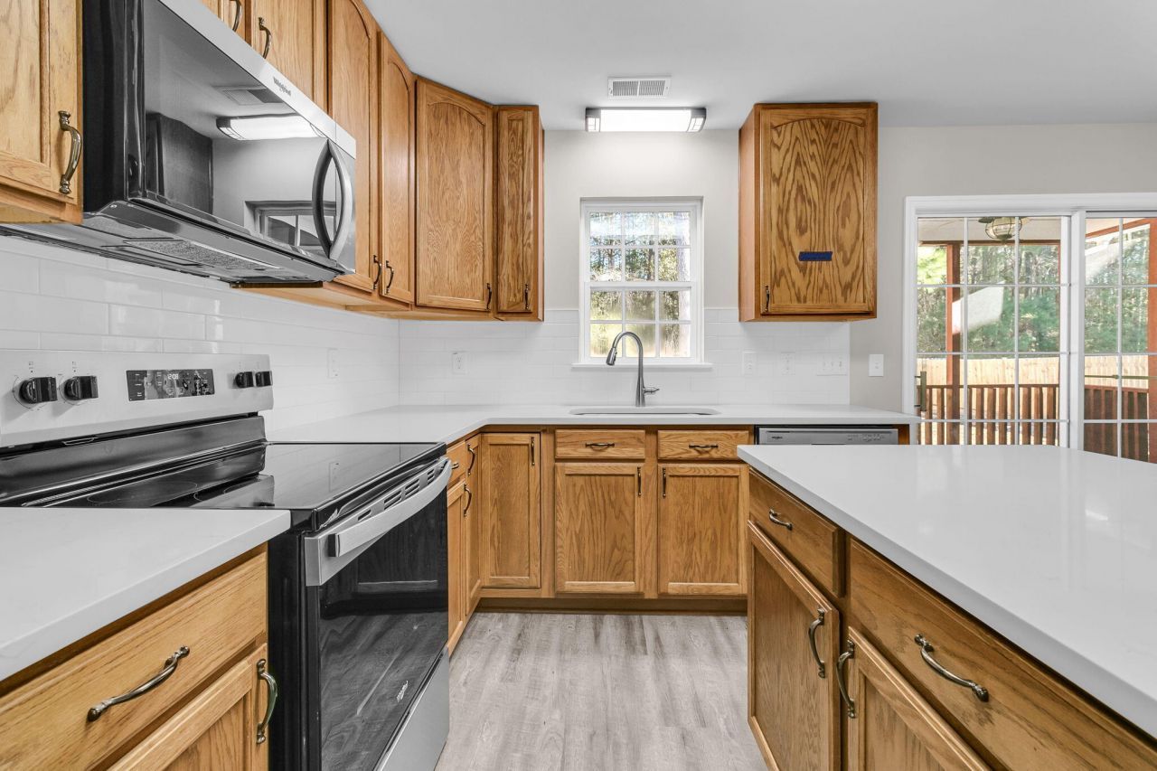 203 Towering Pine Drive Photo 15