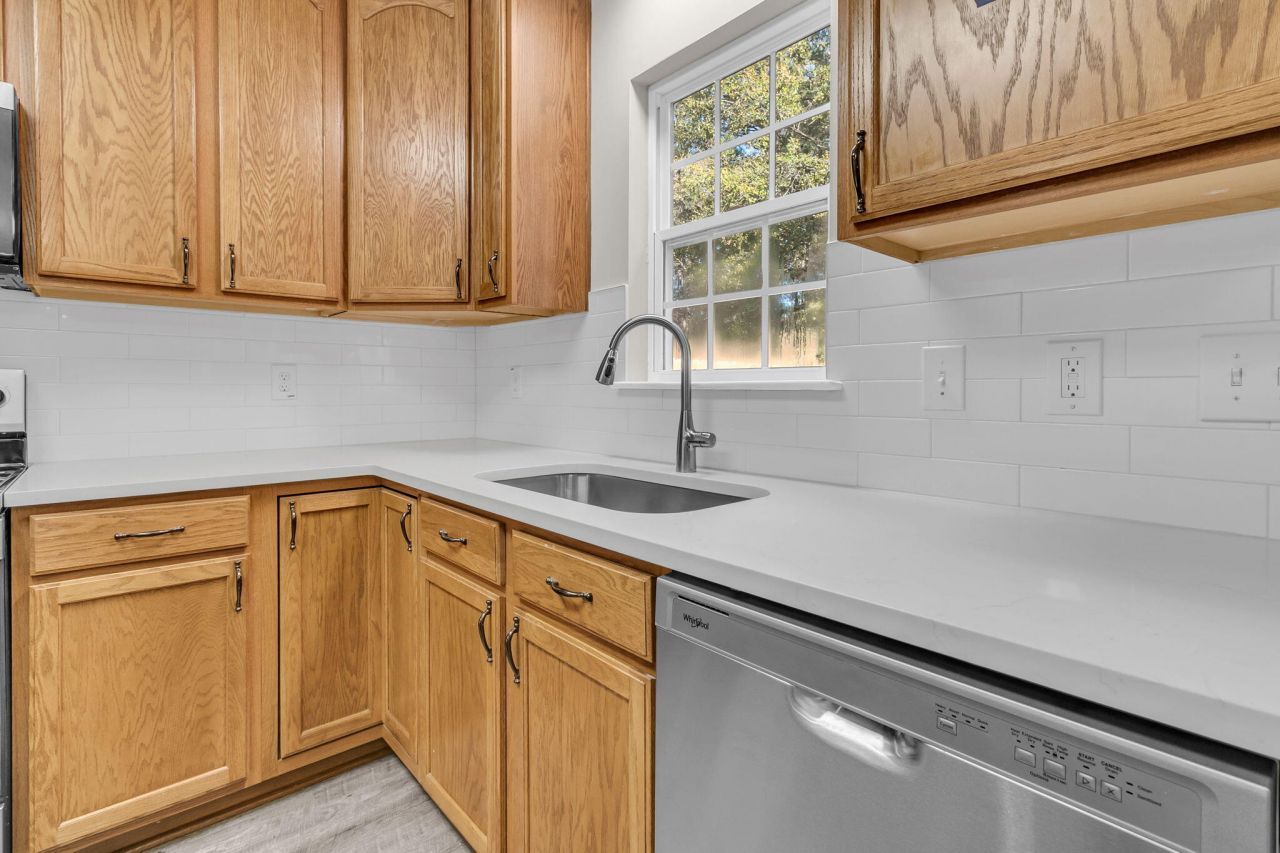 203 Towering Pine Drive Photo 17