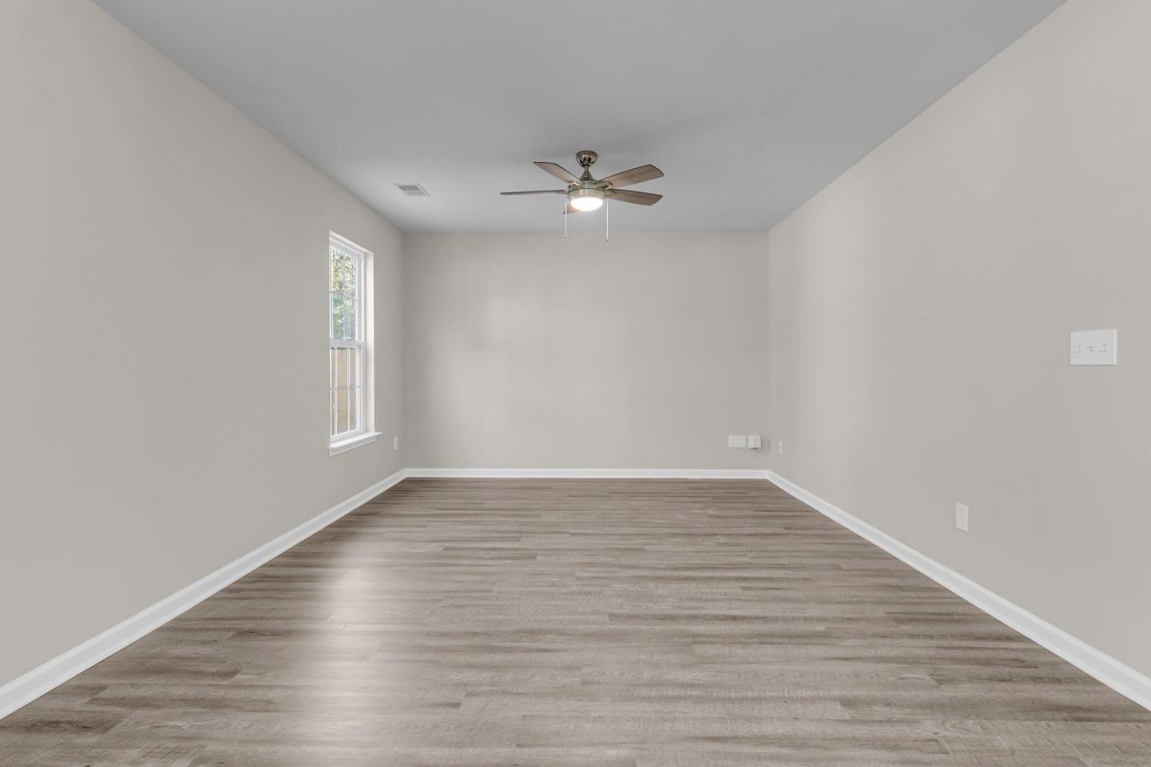 203 Towering Pine Drive Photo 7