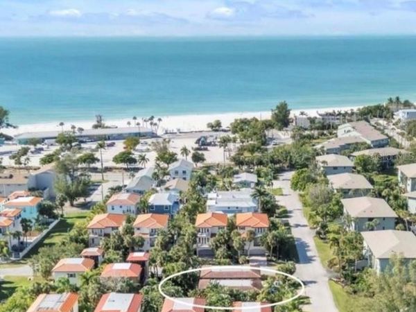 517 42ND STREET, HOLMES BEACH, FL 34217