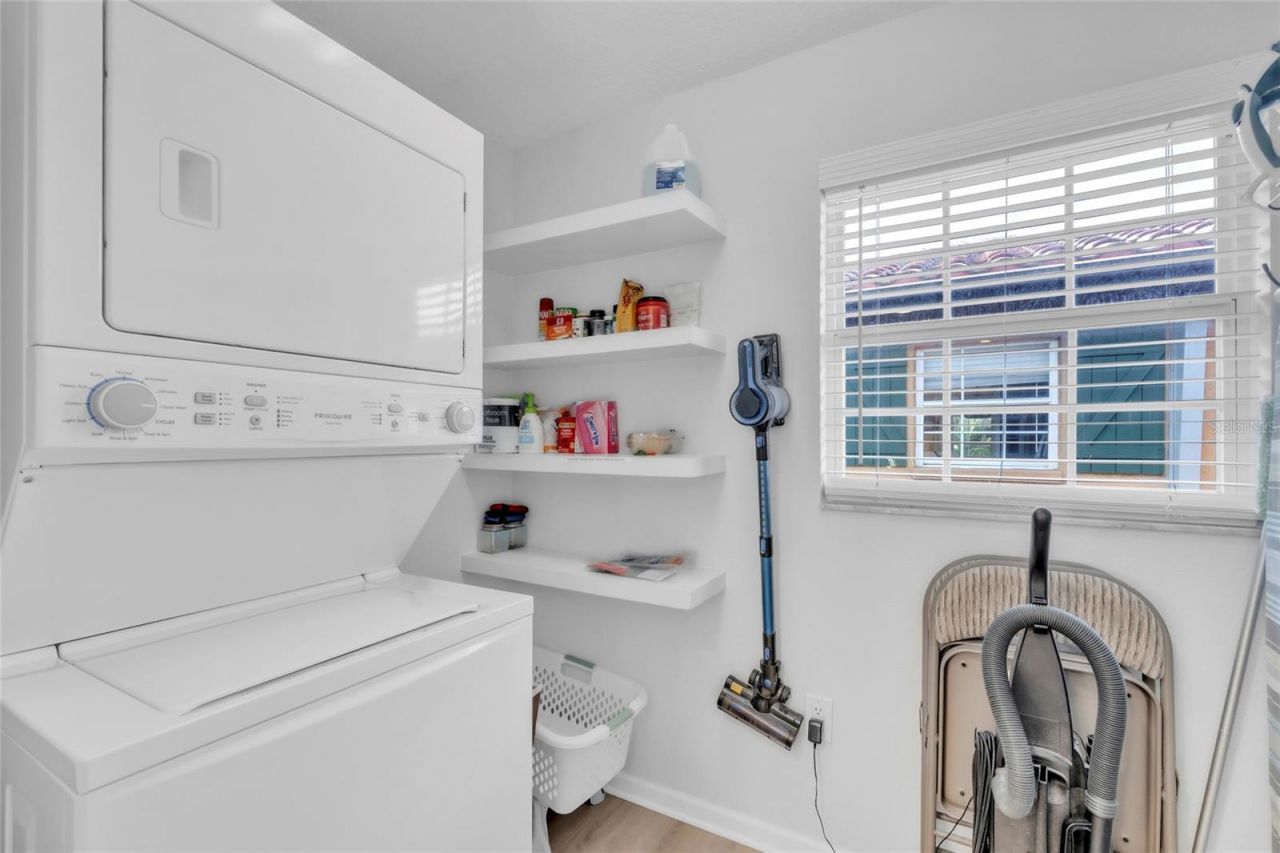 517 42nd Street, Holmes Beach, FL 34217 Photo