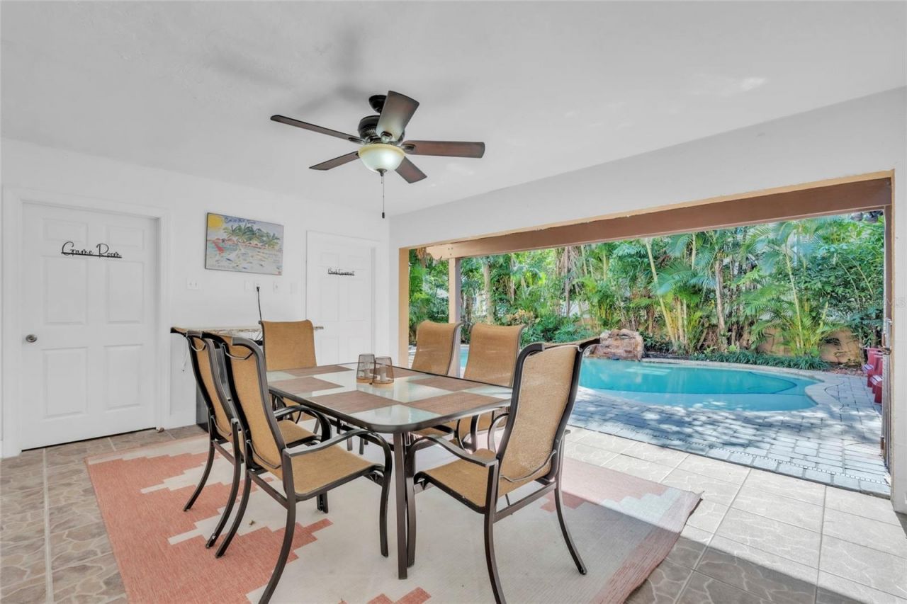 517 42nd Street, Holmes Beach, FL 34217 Photo