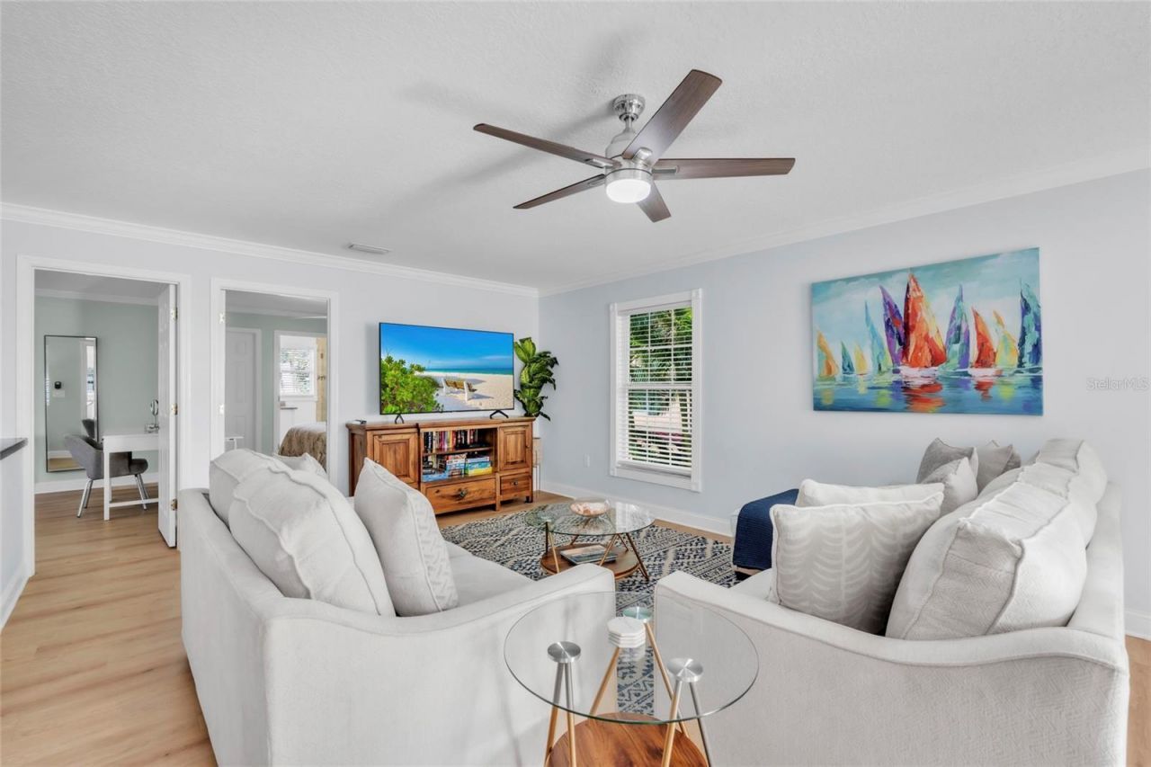 517 42nd Street, Holmes Beach, FL 34217 Photo