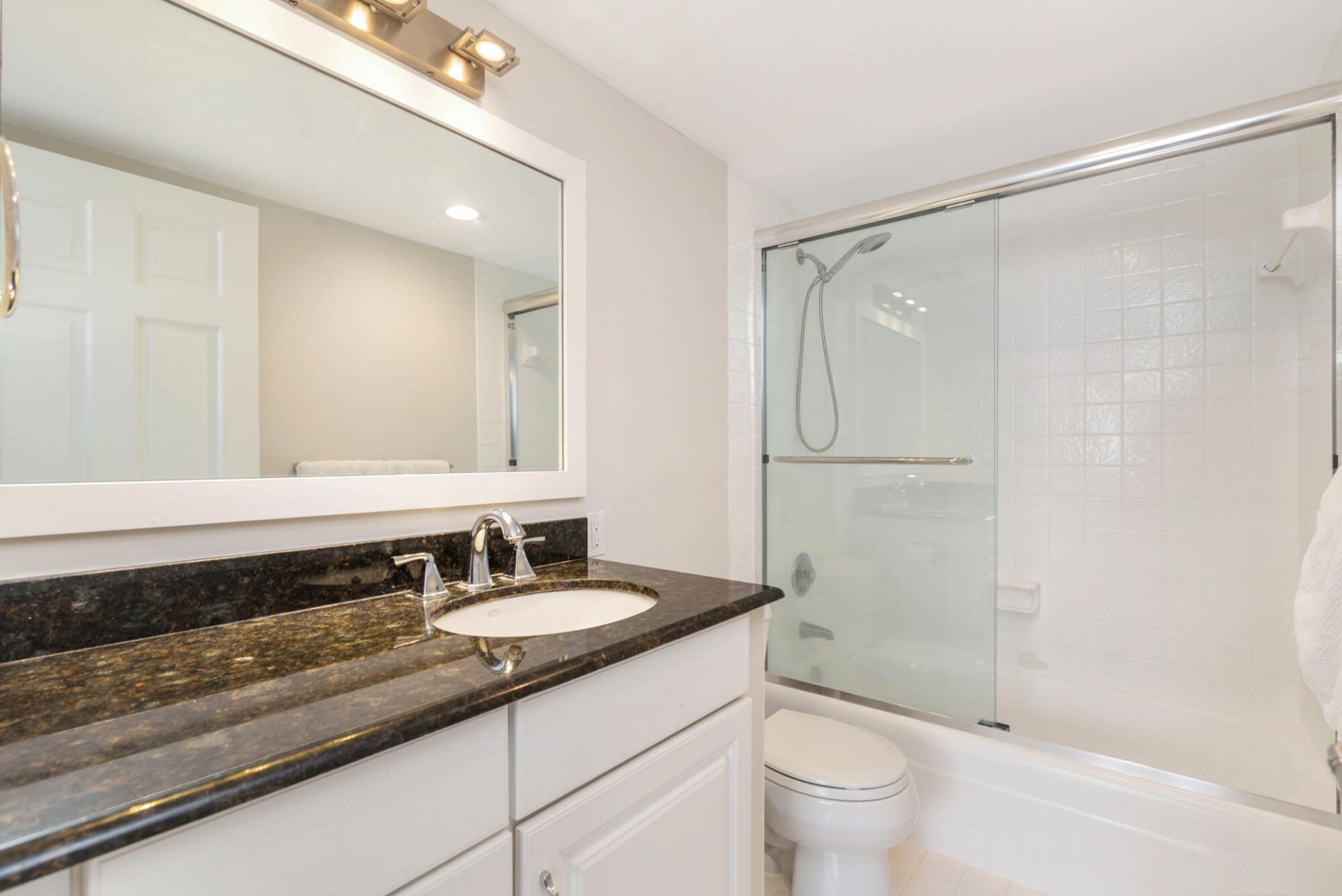 1801 S Flagler Drive, Unit 1604, West Palm Beach, FL 33401 Photo