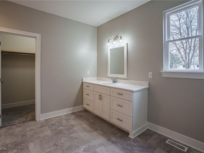 2938 S Hametown Road, Barberton, OH 44203 Photo 16