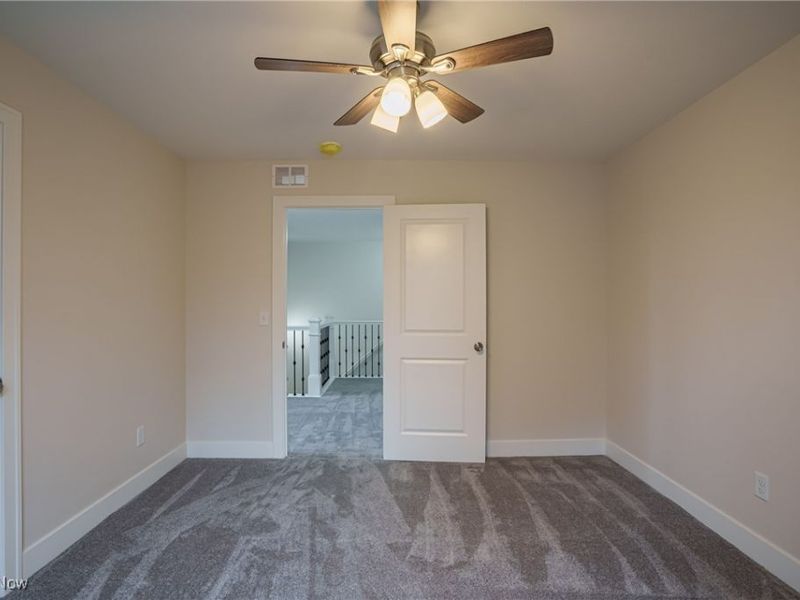 2938 S Hametown Road, Barberton, OH 44203 Photo 22